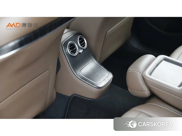 Mercedes-Benz E-class 2023 Черный из Китая
