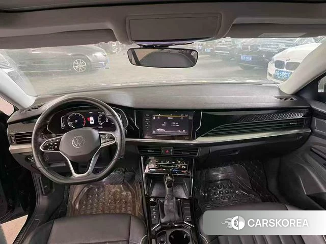 Volkswagen Passat 2022 Черный из Китая