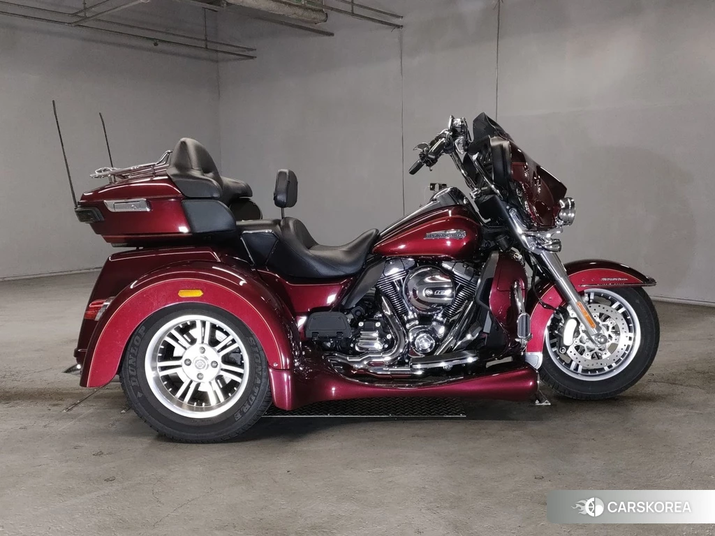 Проданный Harley-Davidson Electra Glide FLHTCUTG1690 2016 из Японии