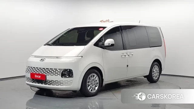 Hyundai Staria 2023 Белый из Кореи