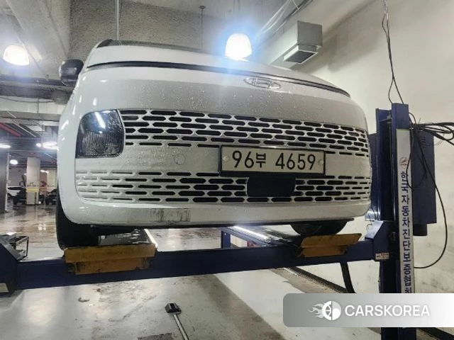 Hyundai Staria 2021 Белый из Кореи