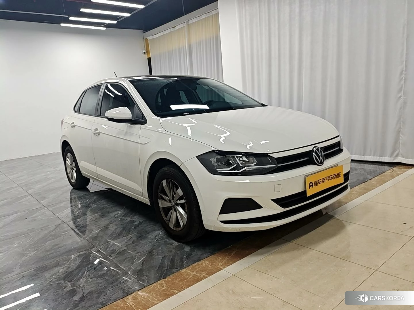 Volkswagen Polo 2021 Белый из Китая
