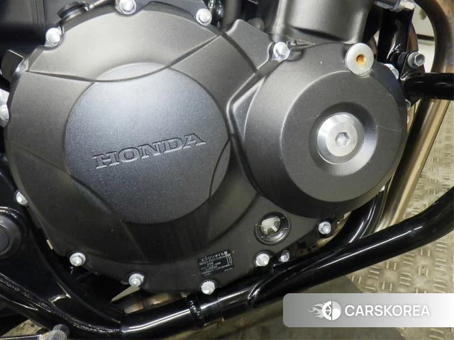 Engine photo