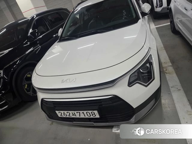 Kia Di Ol Nu Niro 2022 Белый из Кореи