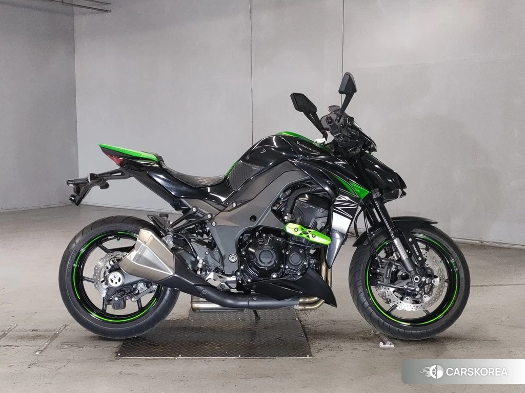 Проданный Kawasaki Z1000 2017 из Японии, фото 2