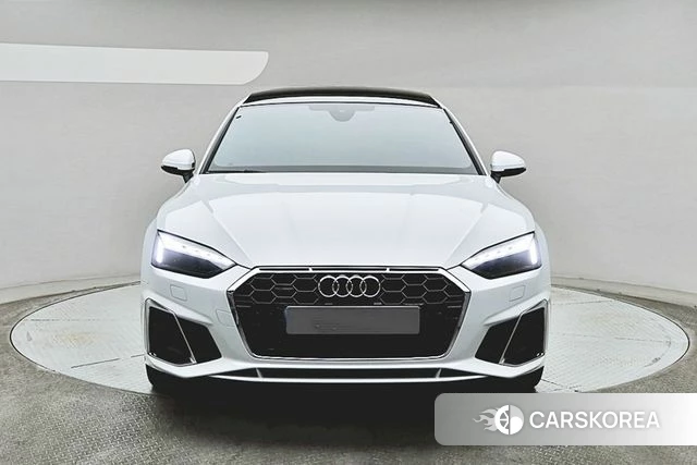 Audi A5 (F5) 2021 Белый из Кореи