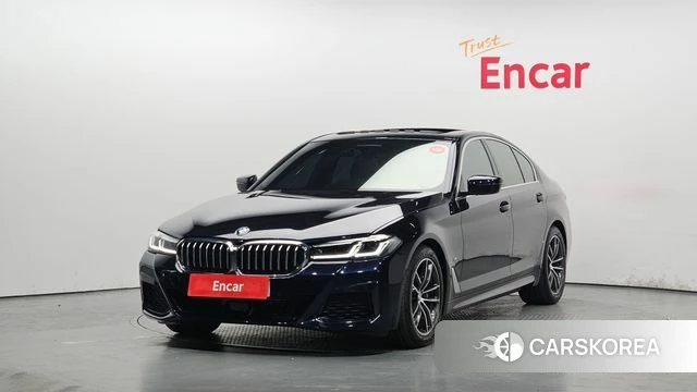 BMW 5 Series (G30) 2022 Черный из Кореи