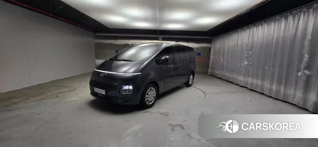 Hyundai Staria 2022 Серый из Кореи