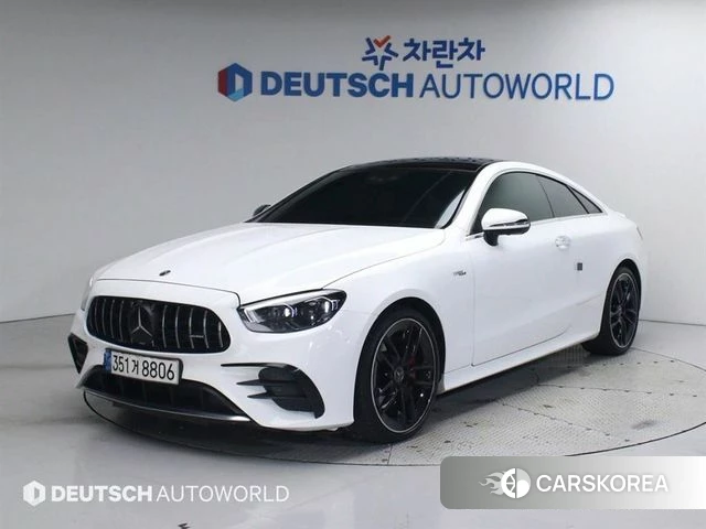 Mercedes-Benz E-Class W213 2021 Белый из Кореи