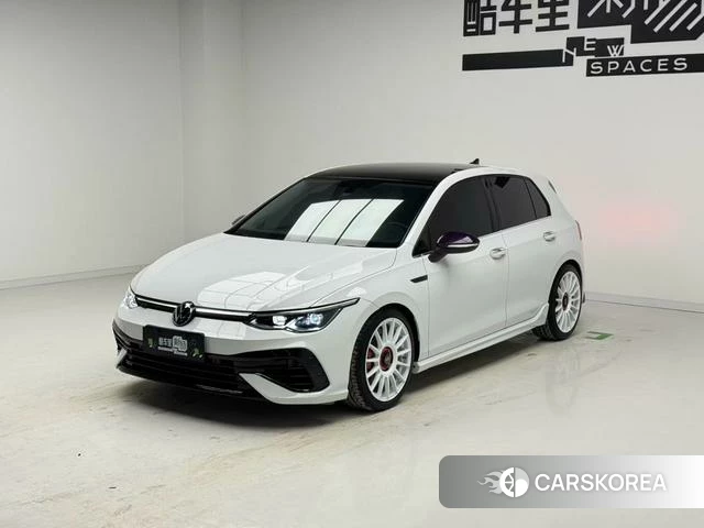 Volkswagen Golf 2024 Белый из Китая