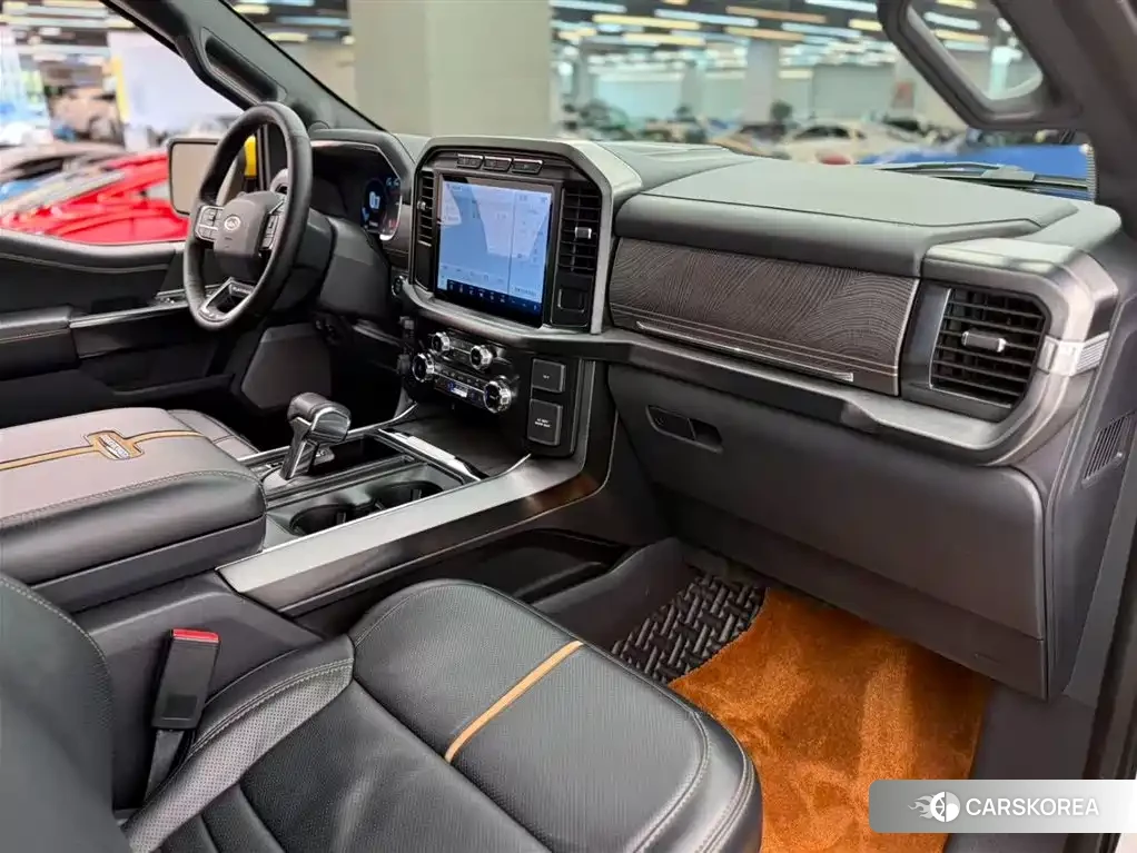 Ford F-150 2022 Белый из Китая