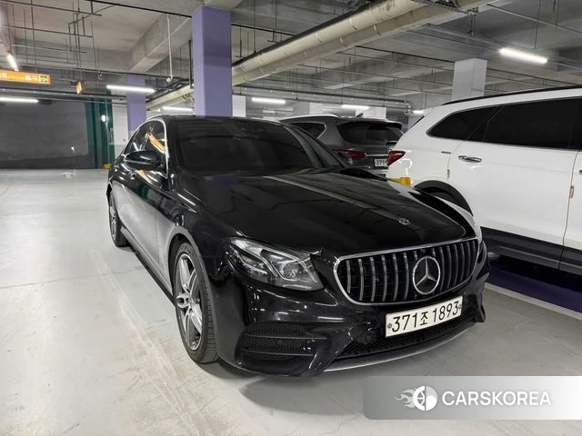 Mercedes-Benz E-Class W213 2019 Черный из Кореи