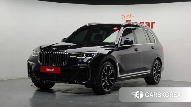BMW X7 (G07) 2021 Черный из Кореи