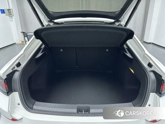 Volkswagen Lingdu 2022 Белый из Китая