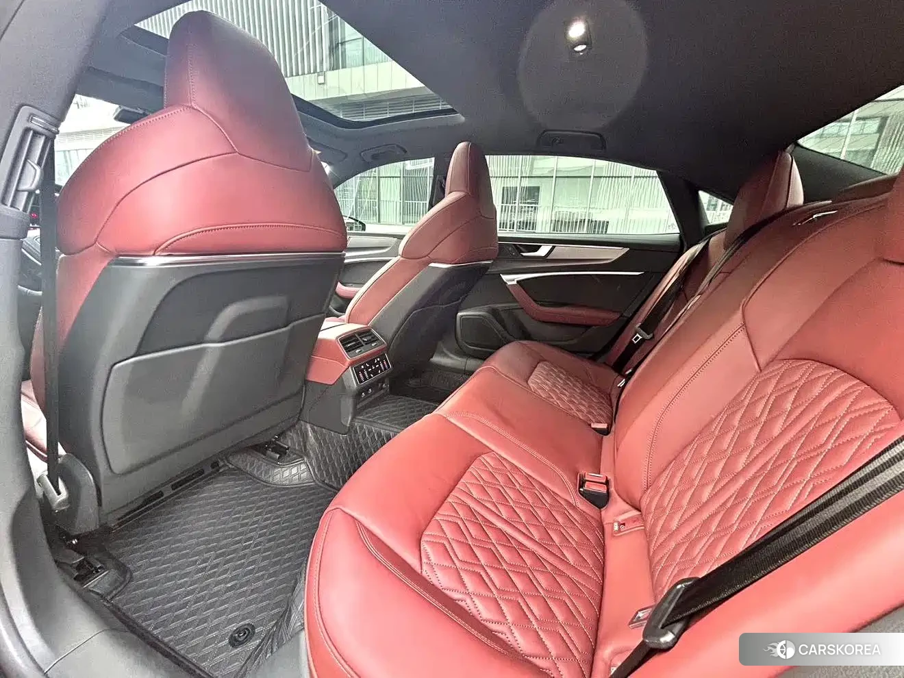 Audi A7L 2025 Черный из Китая