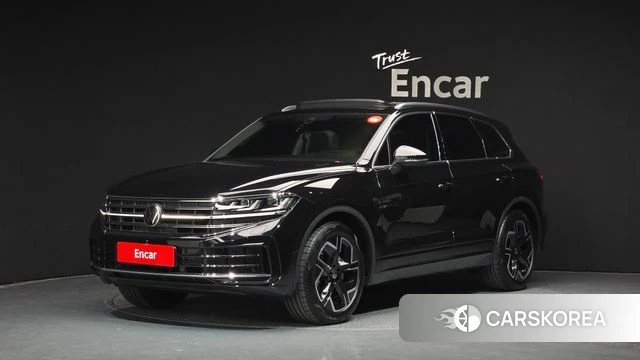 Volkswagen Touareg 3rd generation 2025 Черный из Кореи