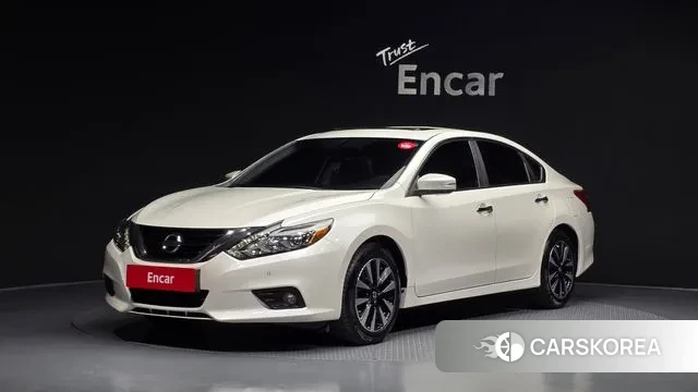Nissan Altima 2018 Белый из Кореи