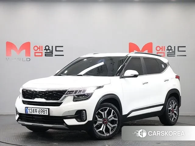 Kia Seltos 2022 Белый из Кореи