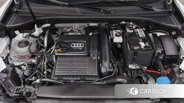 Audi Q3 2023 Белый из Китая