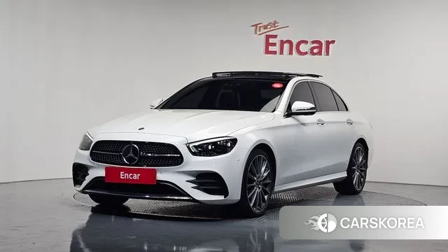 Mercedes-Benz E-Class W213 2021 Белый из Кореи