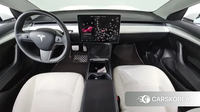 Tesla Model 3 2022 Белый из Кореи
