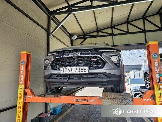 Chevrolet (GM Daewoo) The New Trail Blazer 2025 Серый из Кореи