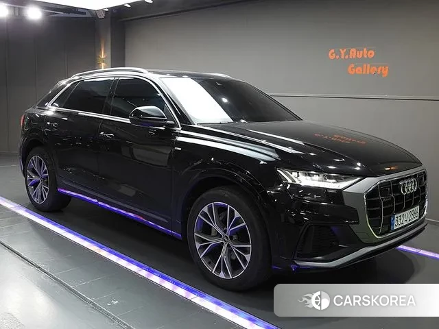 Audi Q8 (4M) 2021 Черный из Кореи