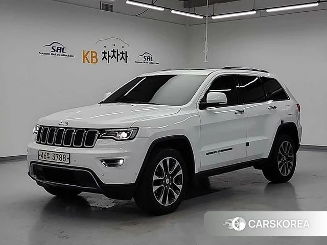 Jeep Grand Cherokee 2018 Белый из Кореи
