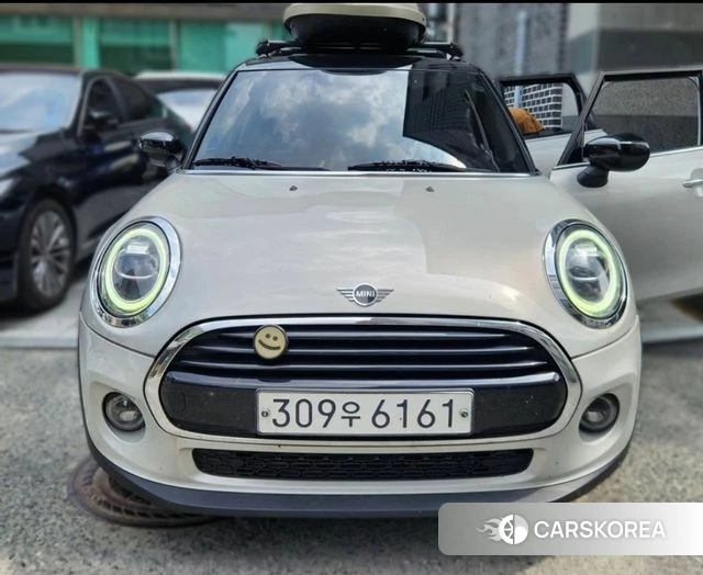 Mini Cooper 2020 Серебристо-серый из Кореи