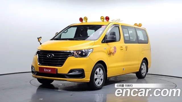 Hyundai The New Grand Starex 2021 Желтый из Кореи