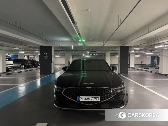 Genesis G90 (RS4) 2022 Черный из Кореи