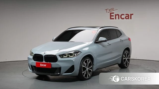 BMW X2 (F39) 2022 Светло-серебряный цвет из Кореи