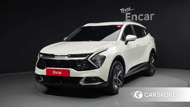 Kia Sportage 5th Generation Hybrid 2023 Белый из Кореи