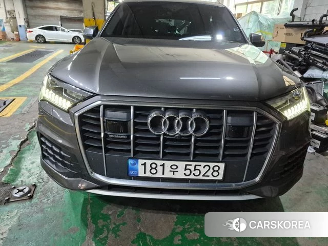 Audi Q7 (4M) 2021 Серый из Кореи