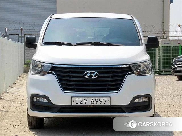 Hyundai The New Grand Starex 2018 Белый из Кореи