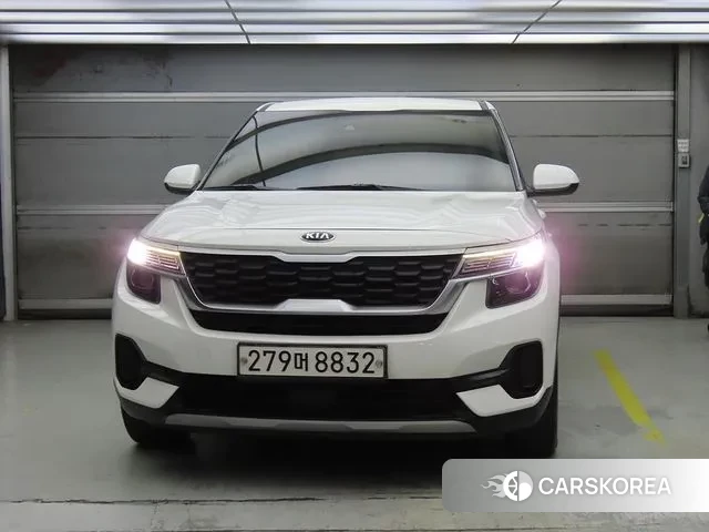 Kia Seltos 2020 Белый из Кореи