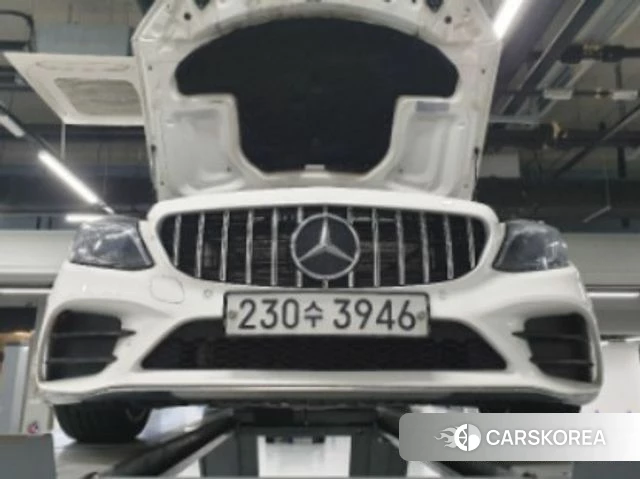 Mercedes-Benz C-Class W205 2020 Белый из Кореи