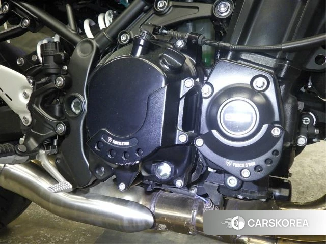 Engine photo