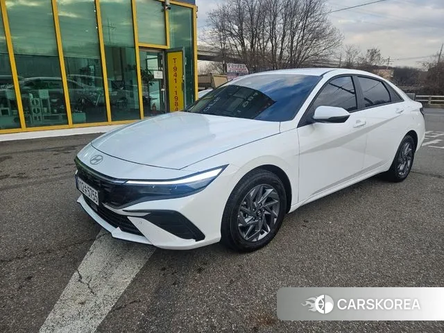 Hyundai The New Avante (CN7) 2024 Белый из Кореи