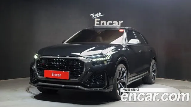 Audi RSQ8 (4M) 2022 Черный из Кореи