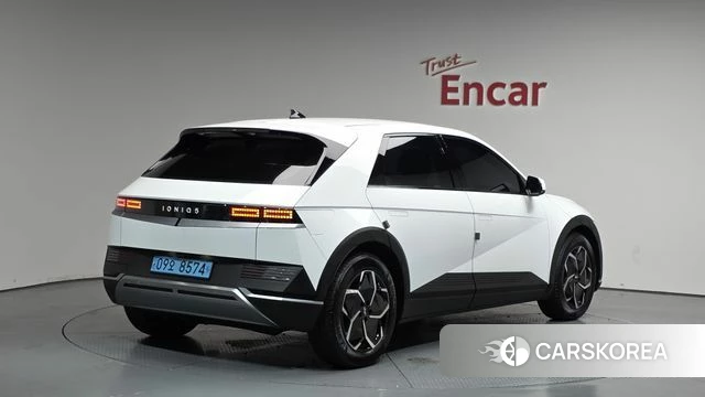 Hyundai Ionic 5 2023 Белый из Кореи