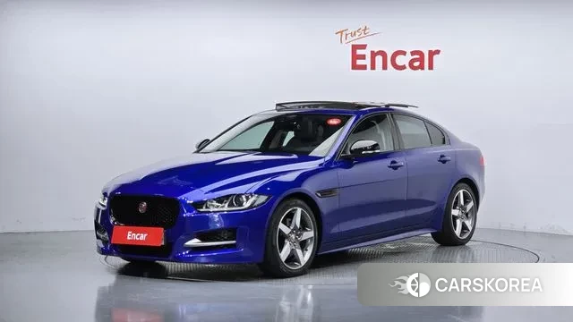 Jaguar XE 2018 Синий из Кореи
