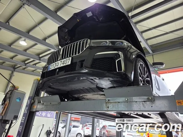 BMW 7 Series (G11) 2020 Черный из Кореи