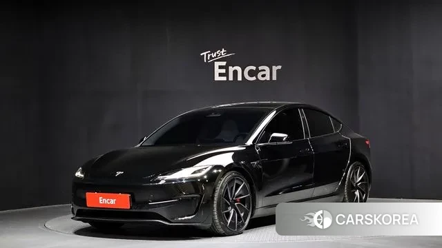 Tesla Model 3 2024 Черный из Кореи