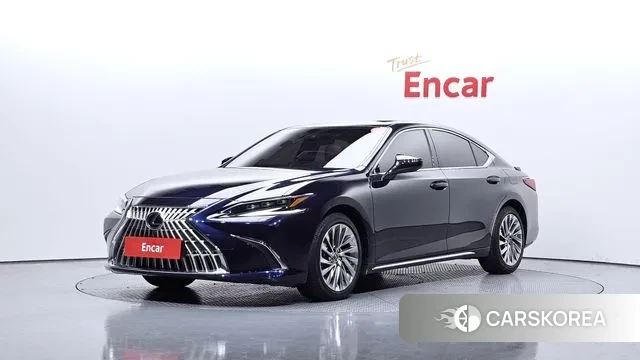 Lexus ES300h 7th generation 2025 Синий из Кореи