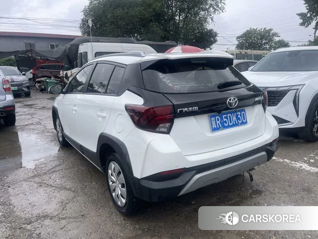 Toyota YARIS L Zhixuan 2021 Белый из Китая