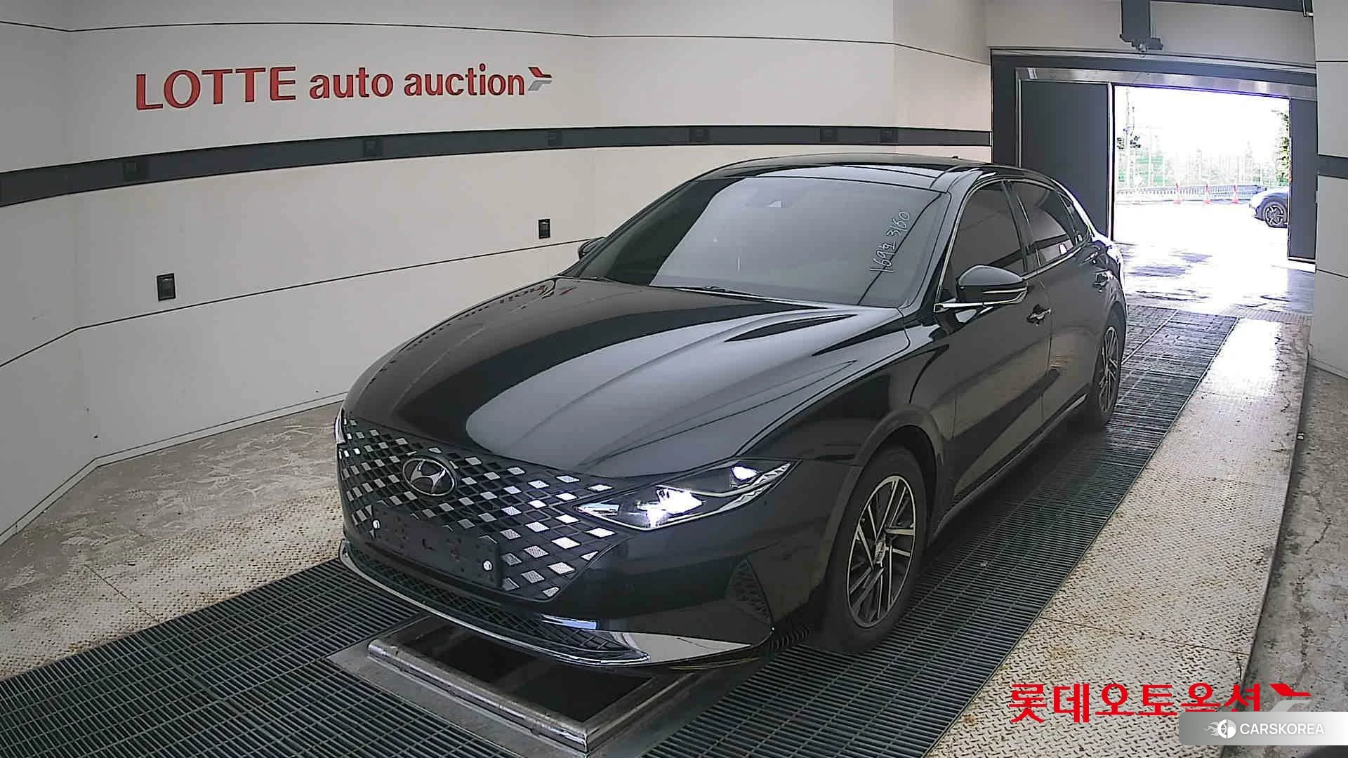 Hyundai Grandeur 2023 Черный из Кореи