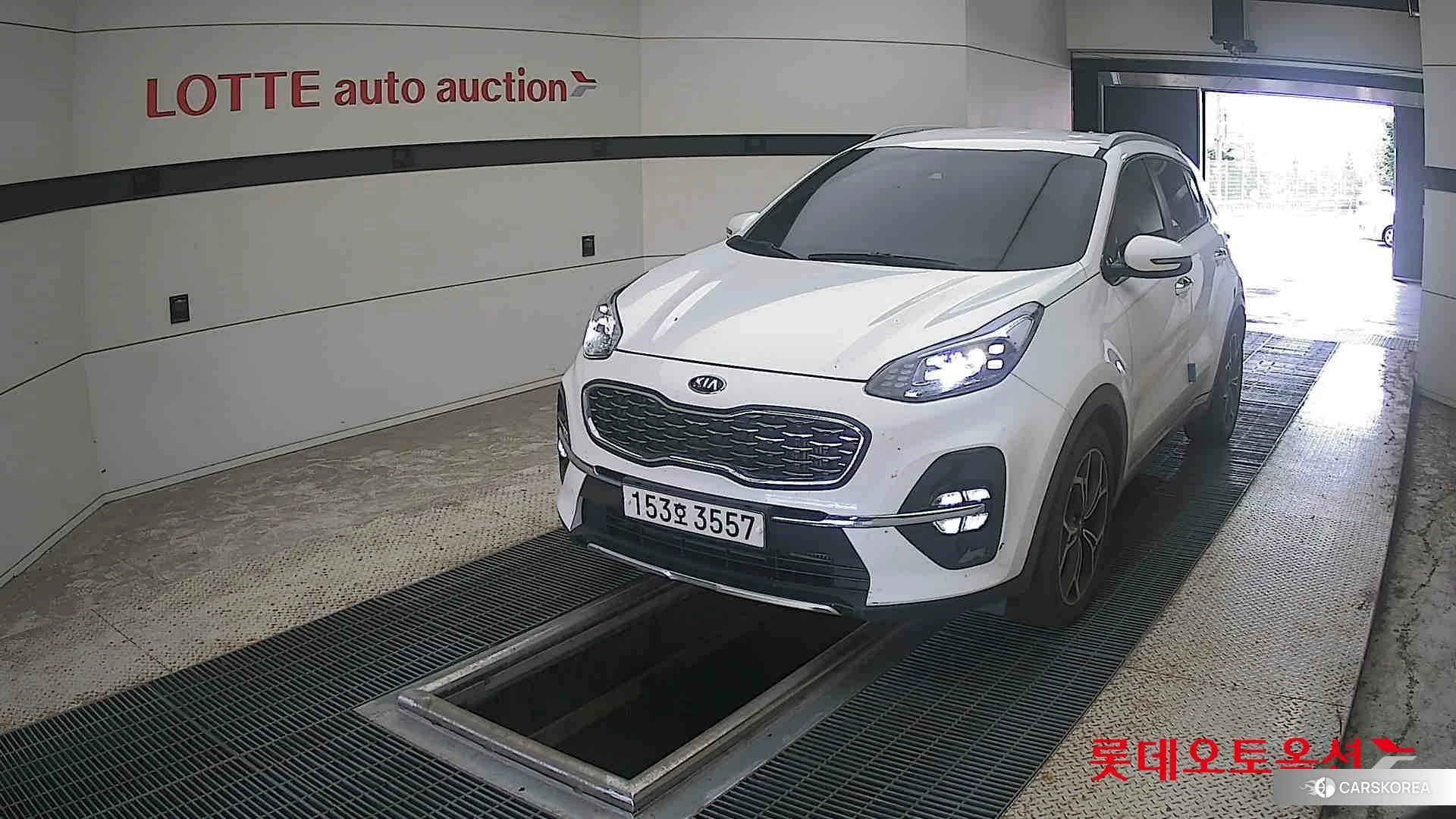 Kia Sportage 2021 Snow White Pearl (optional) из Кореи