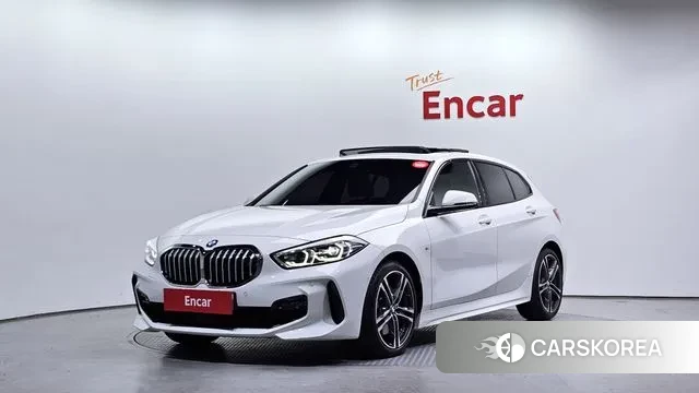 BMW 1 Series (F40) 2024 Белый из Кореи