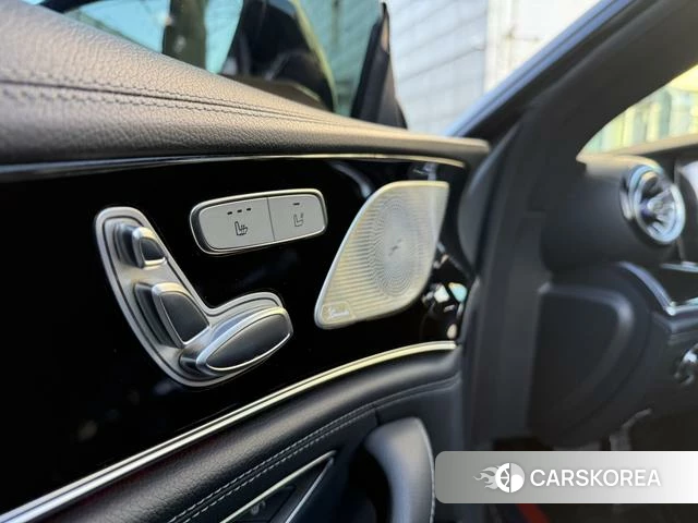 Mercedes-Benz AMG GT 2022 Темно-серый из Китая